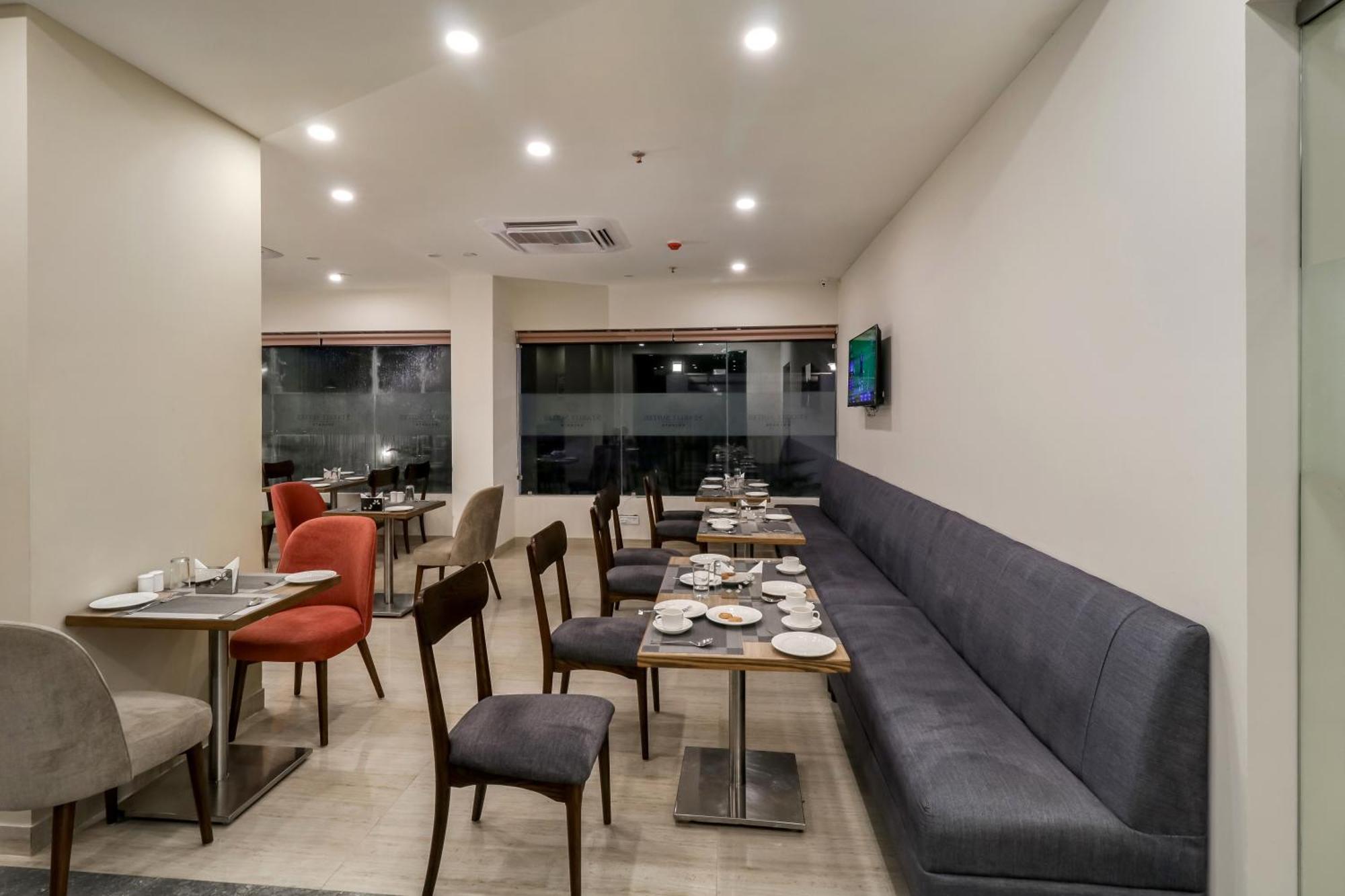 Starlit Suites Newtown 加尔各答 外观 照片