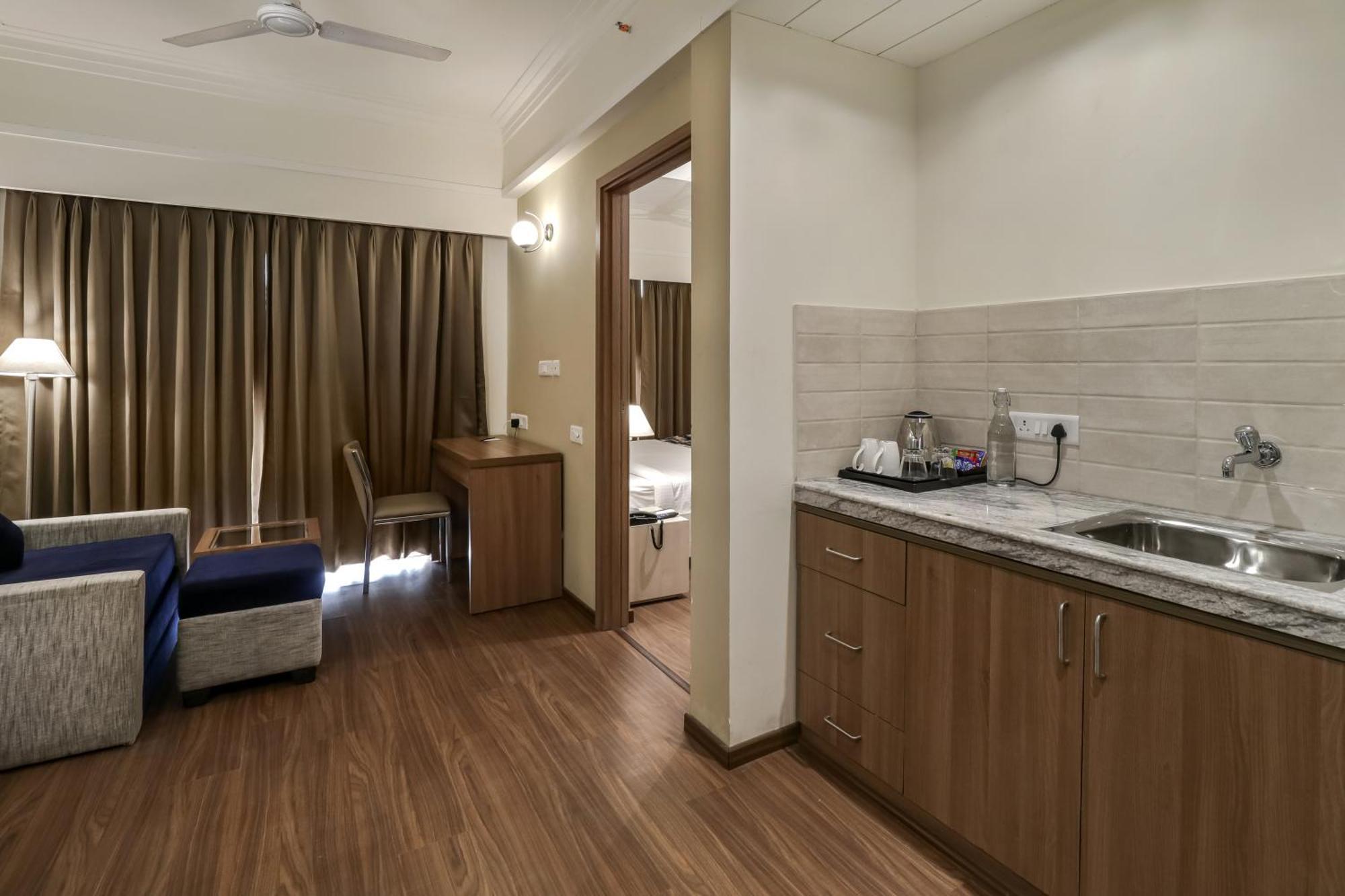 Starlit Suites Newtown 加尔各答 外观 照片